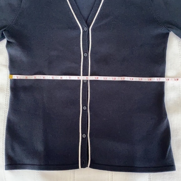 Dark Navy with white piping Liz Claiborne cardigan. - Picture 6 of 10